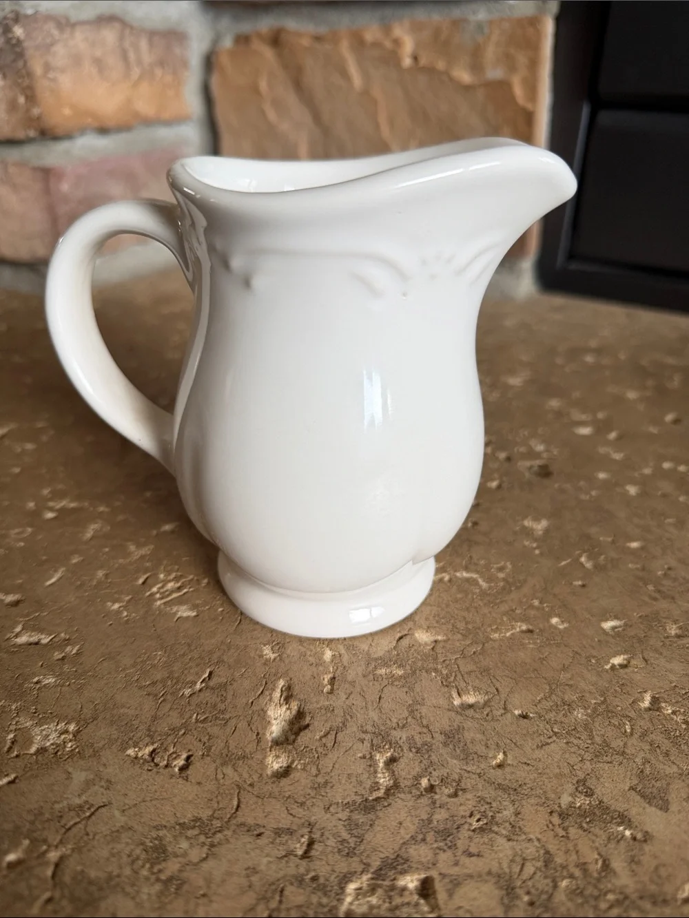 Pfaltzgraff Cream Creamer with Embossed Border